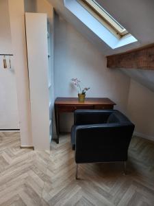 Gallery image of Spacieux appartement de 70m2 au coeur de la Patte d'Oie d'Herblay sur Seine in Montigny-lès-Cormeilles +8 photos