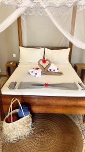 Postel nebo postele na pokoji v ubytování Seashore Beach hotel