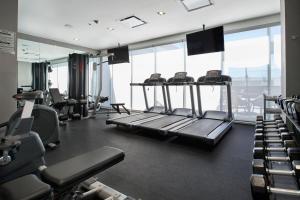 Fitness centrum a/nebo fitness zařízení v ubytování Four Points by Sheraton Distrito Uno Chihuahua
