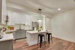 Fotografie z fotogalerie ubytování Old Town Rodney Suites Apt Steps to Lititz Park v destinaci Lititz + 16 fotografií