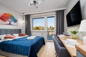 Postel nebo postele na pokoji v ubytování Pileckiego 59 Free Parking By Perfect Apart