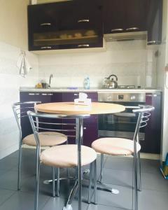 Η κουζίνα ή μικρή κουζίνα στο Apartment on Tigranyan 5