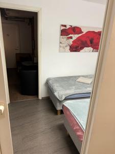 Postel nebo postele na pokoji v ubytování Süda Hostel