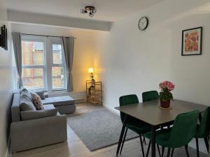 Posezení v ubytování Seven Sisters Hideaway