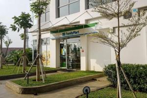 Gallery image of Classic Studio Puri Mansion Apartment Kembangan in Jakarta