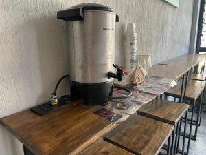 Comodidades para preparar café e chá em Hotel Occidental