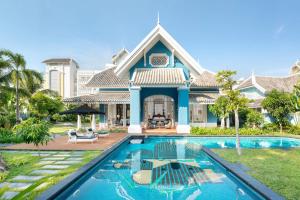 Bazén v ubytování JW Marriott Phu Quoc Emerald Bay Resort & Spa nebo v jeho okolí