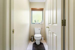 Gambar di galeri bagi Charming Oasis, Your Cozy Retreat Awaits di Auckland +34 gambar