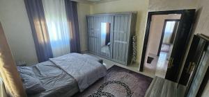 Postel nebo postele na pokoji v ubytování شقه خاصه مستقله 4 غرف