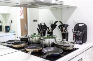 Köök või kööginurk majutusasutuses Vortex Serviced Apartment KLCC By Elite Suites