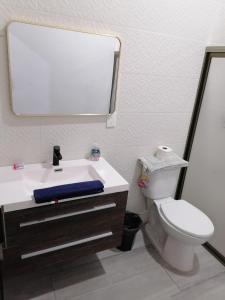 Koupelna v ubytování Casa BOSQUE LUCIERNAGAS