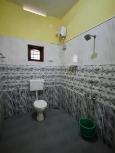 Koupelna v ubytování Quality Inn Varkala
