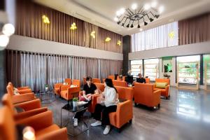 富立登国际大饭店的休息区
