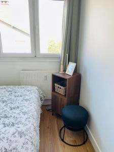 Postel nebo postele na pokoji v ubytování Le Rivière #Proche Centre#Calme