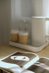 大理十二花园民宿的咖啡和沏茶工具