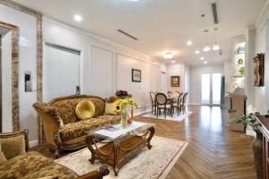 Posezení v ubytování Luxe Paradise Suites Xuan Dieu