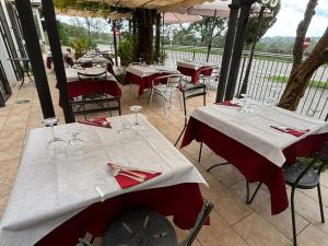 A restaurant or other place to eat at Locanda Fosca Umbra