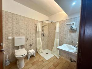 A bathroom at Locanda Fosca Umbra