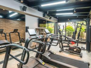 Fitness centrum a/nebo fitness zařízení v ubytování ibis Curitiba Batel