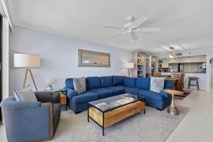 Χώρος καθιστικού στο Ashley Penthouse 4