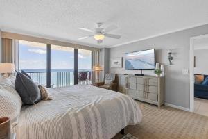 Ένα ή περισσότερα κρεβάτια σε δωμάτιο στο Ashley Penthouse 4 +58 φωτογραφίες