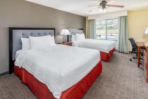 Postel nebo postele na pokoji v ubytování Homewood Suites by Hilton Denver - Littleton