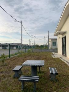 Το κτήριο όπου στεγάζεται  το παραθεριστικό πάρκο