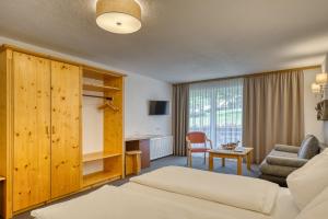 TV a/nebo společenská místnost v ubytování Hotel Erika
