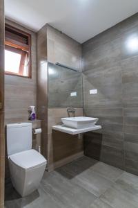 Koupelna v ubytování Golden Sands Residence - Unawatuna - 1 and 2 bedrooms apartments + 41 fotografií