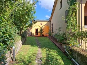 Taman di luar Tuscany Gorello Underground apart