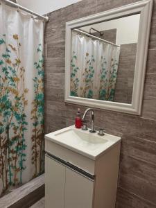 Gallery image of Casa ubicada a metros de zona costanera y del centro de la ciudad in San Pedro