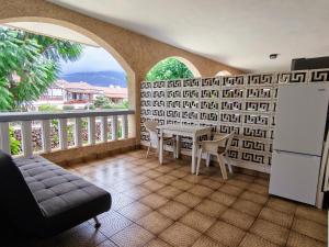 Ein Sitzbereich in der Unterkunft Elegant and Peaceful Aparments with Pool and Garden