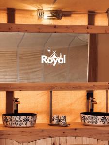 Certifikát, hodnocení, plakát nebo jiný dokument vystavený v ubytování Royal Sands Camp