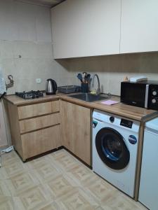 Φωτογραφία από το άλμπουμ του Дом где ёсть всё удобства σε Khashuri