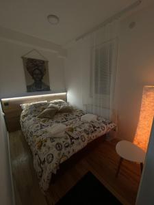Apartman Dora客房内的一张或多张床位