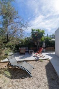 Ogród w obiekcie VILLA BORD DE MER 6 COUCHAGES AVEC JARDIN ET GARAGE