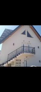Balkon atau teras di Djina 3 Divcibare