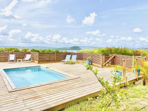 Loodusmaastik villa lähedal