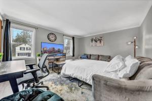 Gallery image of Perfect Location and Fast Wi-Fi Heart of Village in Hamburg