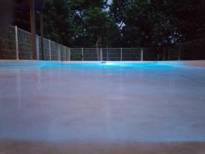 Bazén v ubytování Casa BOSQUE LUCIERNAGAS nebo v jeho okolí