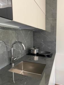 Kuchyň nebo kuchyňský kout v ubytování RoSea B&B Formia