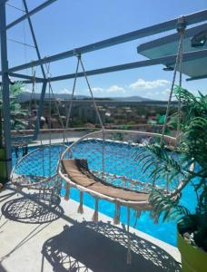 Piscina di Elegant Lux o nelle vicinanze