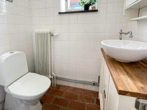 Koupelna v ubytování Holiday home SIMRISHAMN