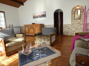Posedenie v ubytovaní Maison de vacances avec grand jardin et proche plage, 6 pers, chiens bienvenus - FR-1-540-236
