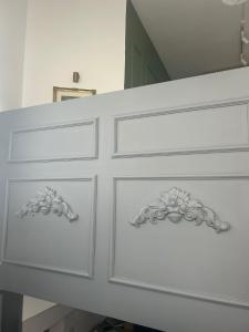 Foto dalla galleria di Modern Central Sliema Loft Steps from the Beach a Sliema Altre 40 foto