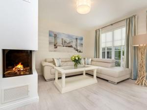 Imagen de la galería de Holiday Home Traumzeit I, en Zingst