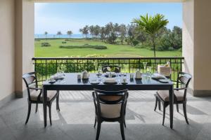 Balkón nebo terasa v ubytování The St. Regis Goa Resort
