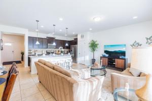 Foto dalla galleria di Cozy 5 Bed, wonderful clubhouse, Close to Disney a Kissimmee
