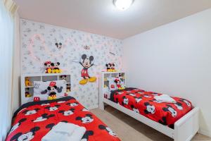 Foto dalla galleria di Cozy 5 Bed, wonderful clubhouse, Close to Disney a Kissimmee