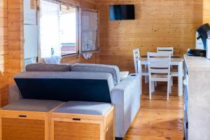 Posezení v ubytování Chalet Goyavier - 4pers-Sud sauvage - By Sister Home